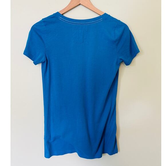 Abercrombie & Fitch Vintage Y2K Fitted Vneck T-shirt Small - Picture 3 of 7